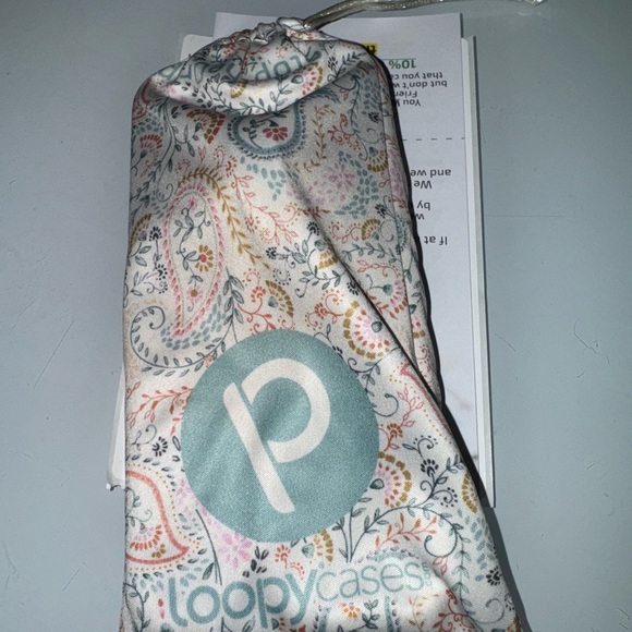 Patterned Phone Case with Grip - Multicolor - Picture 3 of 4